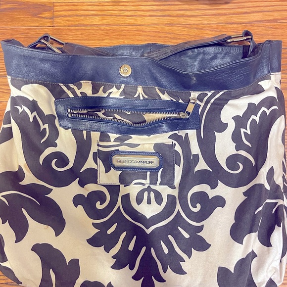 Vintage Rebecca Minkoff ‘Nikki’ Hobo Bag, Dark Navy Blue - Picture 5 of 11